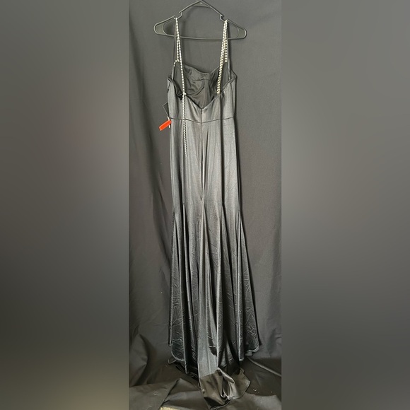 *Flawed Mac Duggal 12428 NWT Black Satin Rhinestone Strap Trumpet Gown - Picture 5 of 13